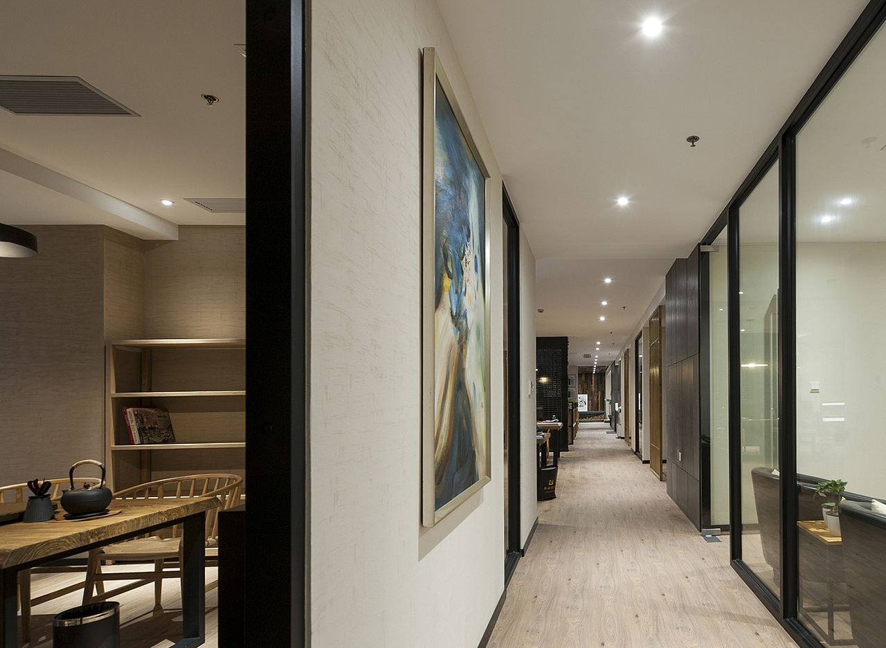 20181018024642164.jpg 辦公室過(guò)道設(shè)計(jì)實(shí)景